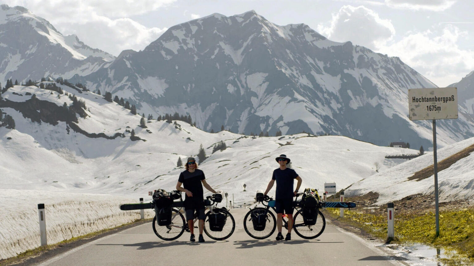 Ice & Palms bikepacking skiën Alpen